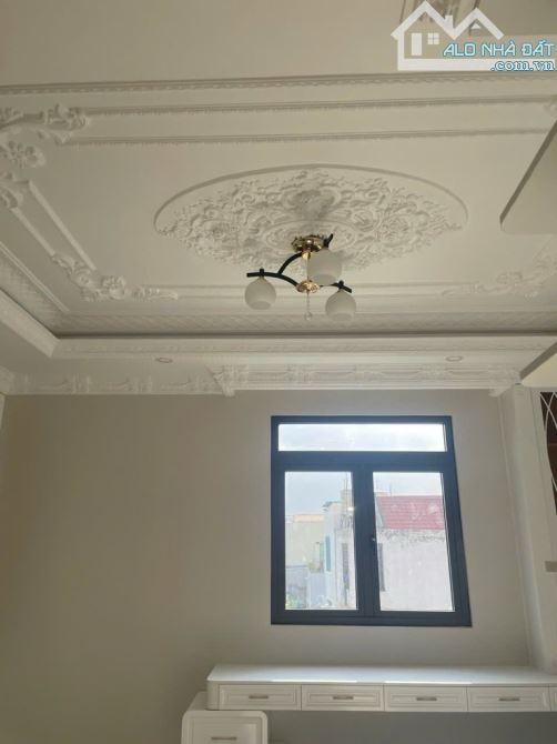 SIÊU PHẨM CÓ THANG MÁY THỊ TRẤN NHÀ BÈ - HẺM XE HƠI NGỦ TRONG NHÀ - NHÀ 4 TẦNG MỚI ĐẸP LUN - 5