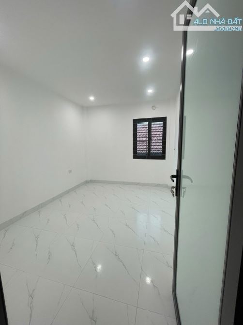 RẺ NHẤT KHU ĐẠI LỘ! NHÀ 3T*42M2, SÂN RIÊNG RỘNG, NGÕ NÔNG.CÁCH ĐẠI LỘ 300M.GIÁ CHỈ 2,85 TỶ - 6