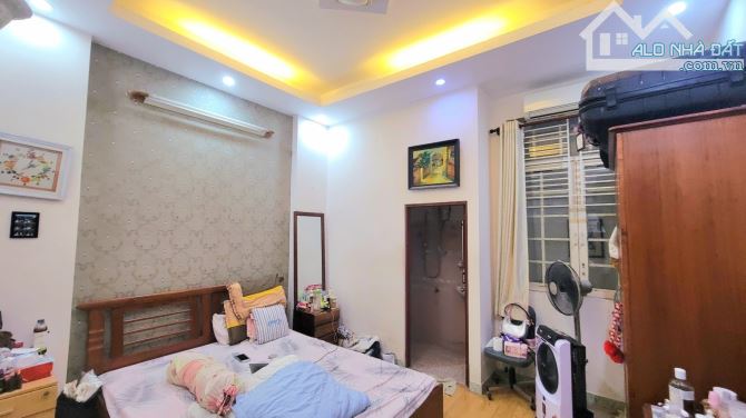 Bán Nhà Hẻm Xe Hơi 685 XVNT Phường 26 Quận Bình Thạnh - 70m2 - 5 tầng BTCT - GIÁ 9.9 Tỷ TL - 6