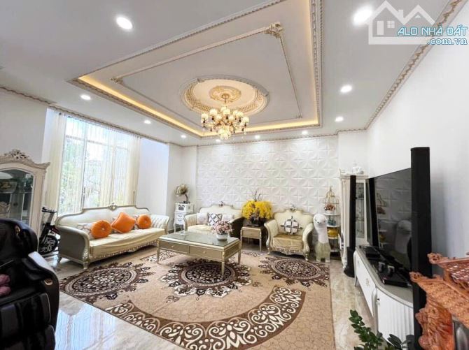 Villa Hồ bơi riêng DT 207m2 ,3 Tầng, đã hoàn công - KDC An Sơn, Phường 4 , Đà Lạt - 8