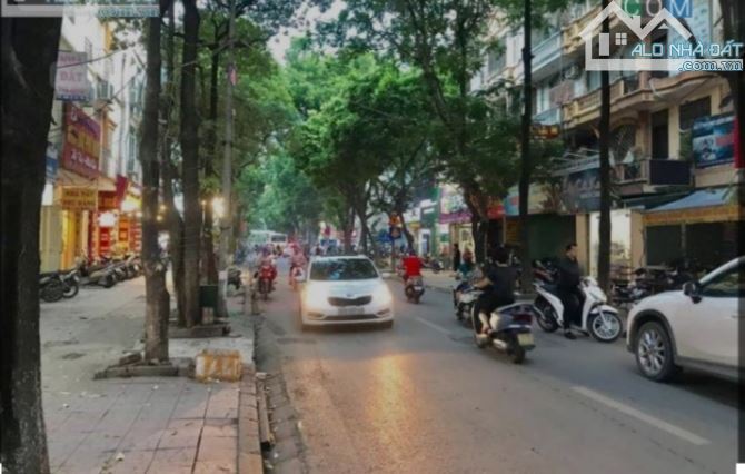 🇻🇳Bán nhà 6 tầng - Phố Trần Quang Diệu - Đống Đa - S 62m2 - Mặt tiền 5,5m - Giá 2X tỷ