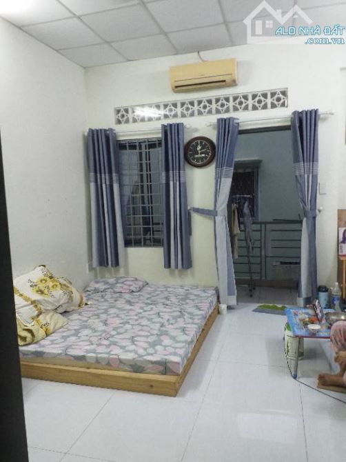 Bán nhà sát mặt tiền Hoàng Văn Thụ , P9, 56m2 , 5,3tỷ TL