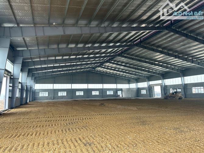 Cho thuê nhà kho và xưởng độc lập dt 100.000m2 giá 3,8$/m2/tháng tại CCN Hưng Yên.