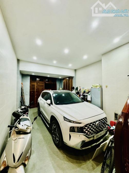 NHÀ 62M2*5T KIM ĐỒNG, NGÕ Ô TÔ, 5 PHÒNG NGỦ, GARA