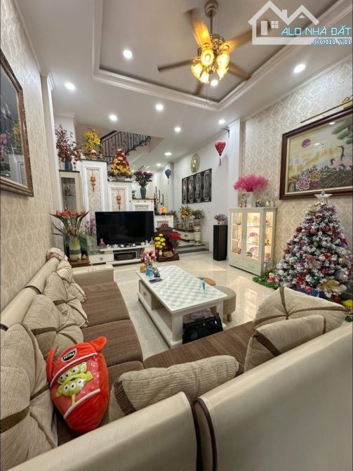 MẶT TIỀN HXT TRÁNH - GIÁP VẠN PHÚC - CHỈ 14 TỶ TL.