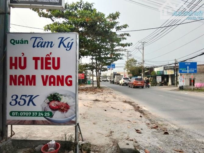 Sang mặt bằng quán hủ tiếu Nam Vang 147 Bùi Thanh Khiết - Giá 20tr