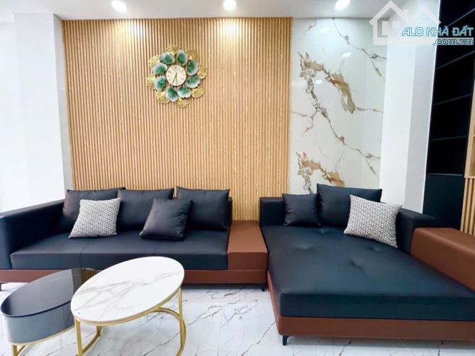 Nhà Mới Khu VIP Q.7, 45m2, 2 Tầng,Full Nội Thất Cao Cấp, Nhỉnh 5 Tỷ ( TL )