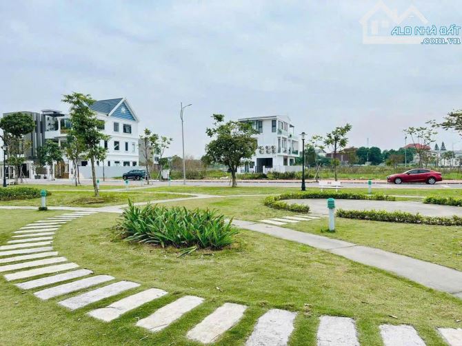 Bán đất nhà vườn khu Trần Hưng Đạo, phường Ngọc Châu, TP HD, 202.5m2, mt 10m, view công vi