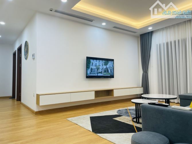 Bán căn hộ 3𝐏𝐍 / 121m2 / góc tại Goldmark City – Full nội thất Diện tích: 121m2 Thiết kế - 10