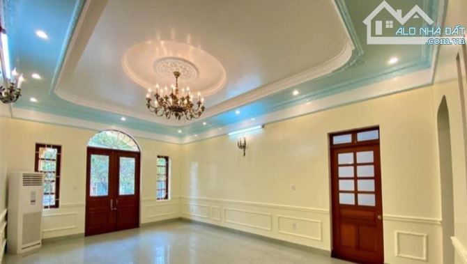 Bán nhà Thư Trung, Đằng Lâm, Hải An, Hải Phòng. 3 tầng,  180m2, 12,6 tỷ. Ngang 9m, d2 - 1