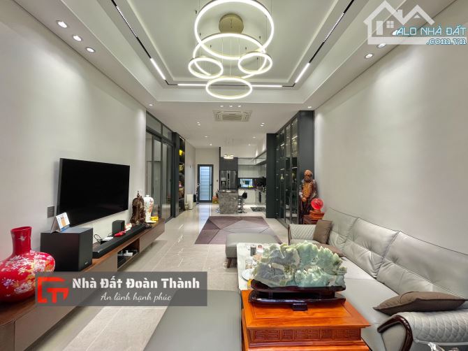 120m2 biệt thự độc lập trung tâm phố Lê Hồng Phong full nội thất - 1