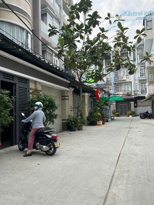 Bán nhà giáp khu Tên Lửa, Kinh Dương Vương, hxh 8m, 68m2, 3 tầng nhỉnh 7 tỷ - 1