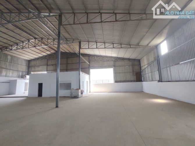 Cho thuê xưởng 3000m2 Phước Tân, đường xe công chỉ 70 triệu - 1