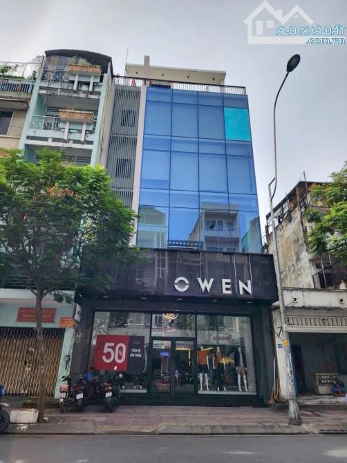 Một đời chủ - Bán gấp tòa building 7 x 30 Hầm 7 lầu ,Mặt tiền Tân Bình - Hoàng Hoa Thám .