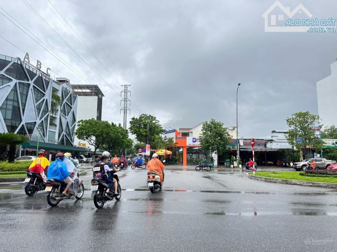 Bán nhanh nhà 2 mặt tiền đường 30 tháng 4 và Lê Thanh Nghị vị trí đep nhất tuyến đường. - 1