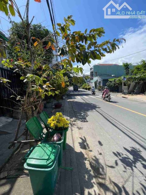 Bán đất tặng dãy trọ MT Nguyễn Đình Chiểu - 1