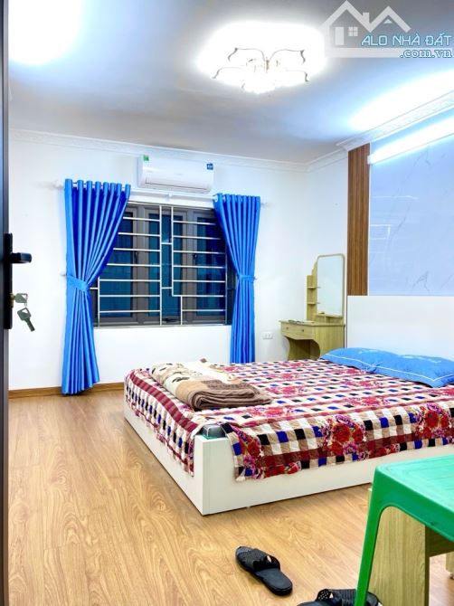 Nhà Khương Trung,30m2,dân xây,sổ đẹp nở hậu,full nội thất,lõi Thanh xuân,gần phố,tiện ích - 1