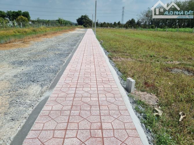 332m2 full thổ cư. Đất 2 mặt tiền. Gần KCN. 680tr - 1