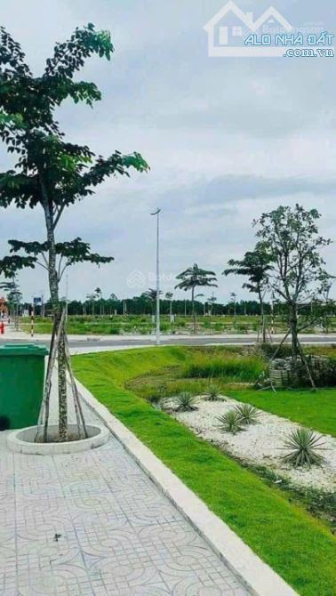 Chốt nhanh lô đất nền ngay cảng hàng không sân bay Long Thành, 100m2 full thổ cư + SHR - 1