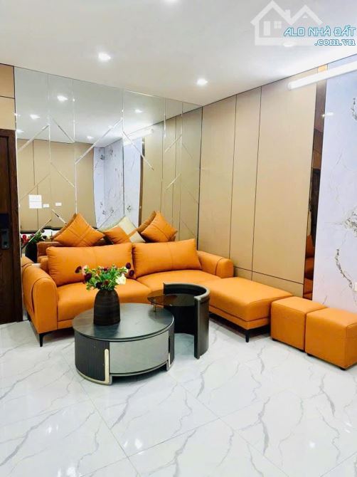 Bán TT Phương Mai:18/60m2, 2 PN, Chỉ 2.68 Tỷ, ô tô đỗ - 1