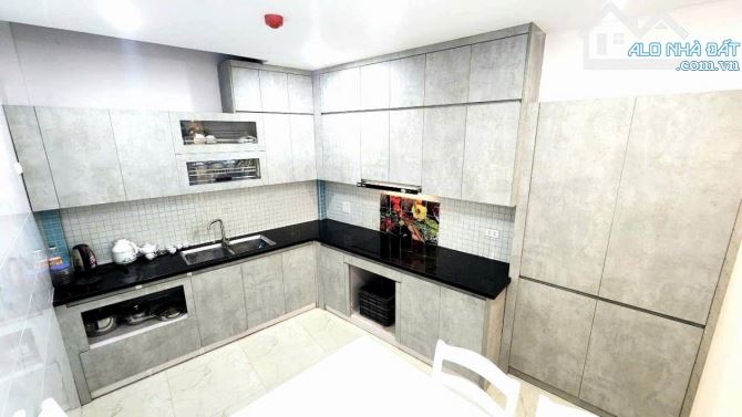 Siêu Vip! Phân Lô mặt tiền khủng Trần Quý Kiên, 84m2x5T, KD đẳng cấp, vỉa hè đá bóng - 1