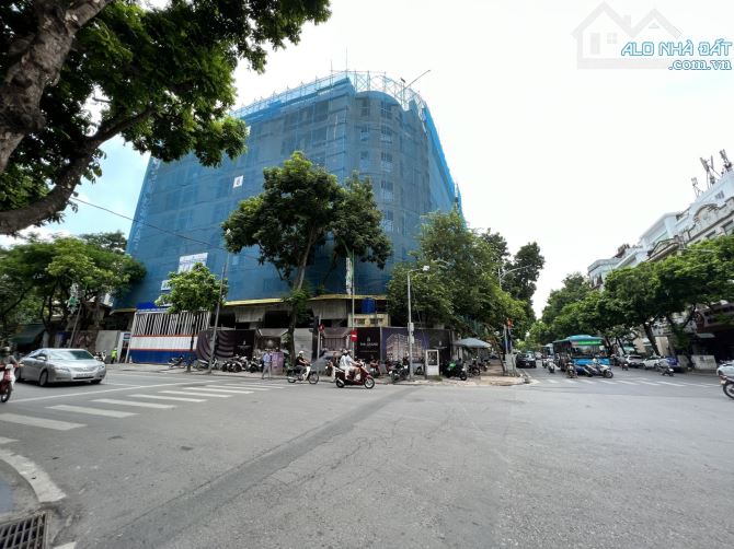 RITZ CARLTON HANOI HAY, THE GRAND HANOI - TRUNG TÂM THỦ ĐÔ HÀ NỘI - CUỘC SỐNG GIỚI THƯỢNG - 1