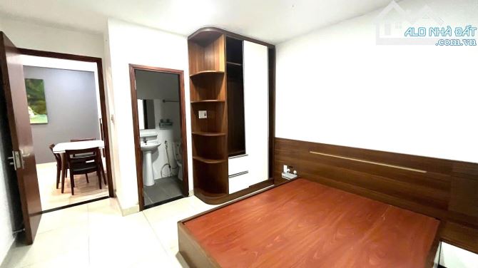 chung cư PN Techcons,Hoa sứ, Phú NHuận:95m2, 2p ngủ,2wc,NTCC,18tr/th - 2