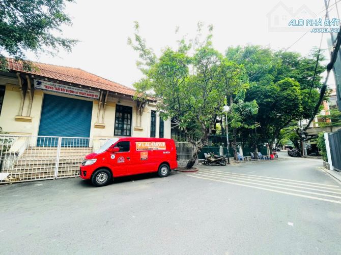 Mặt Tiền Nội Bộ Hẻm 02 Chấn Hưng 4x17 Ngay CV Lê Thị Riêng- CMT8- Cư Xá Bắc Hải Chỉ 15 tỷ - 2