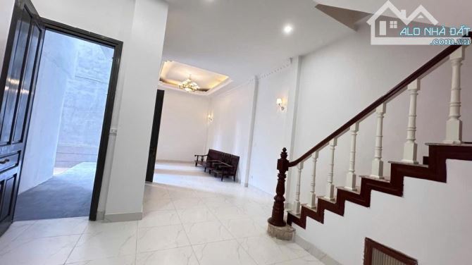 HẠ CHÀO 500 TRIỆU, BÁN GẤP NHÀ NGUYỄN VĂN LINH NGÕ Ô TÔ - KINH DOANH - mặt tiền 6m - 2