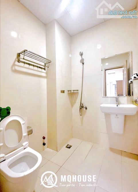 Bán CHDV 5 Tầng góc 2MT Hoàng Sa, Quận 3, 5x20m, HĐT 85 triệu/tháng, Giá 28 Tỷ - 2