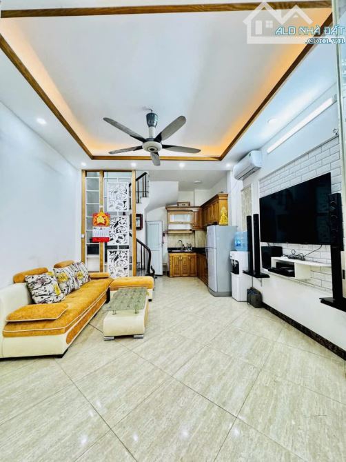 PHỐ VIP - KIẾN TRÚC ĐẸP - BÁN NHÀ DƯƠNG VĂN BÉ - 35m2- 5 tầng - 6.0 TỶ - 2
