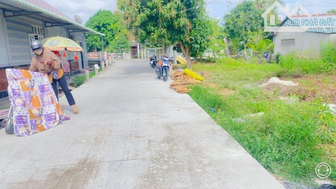 Bán đất  243 m2 thổ cư đường Trương Vĩnh Nguyên - 3