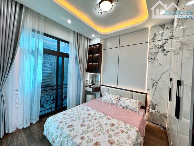 NHÀ ĐẸP PHỐ VIP VƯƠNG THỪA VŨ - NỘI THẤT XỊN MỊN - CHỈ CẦN XÁCH VALI ĐẾN Ở - 3