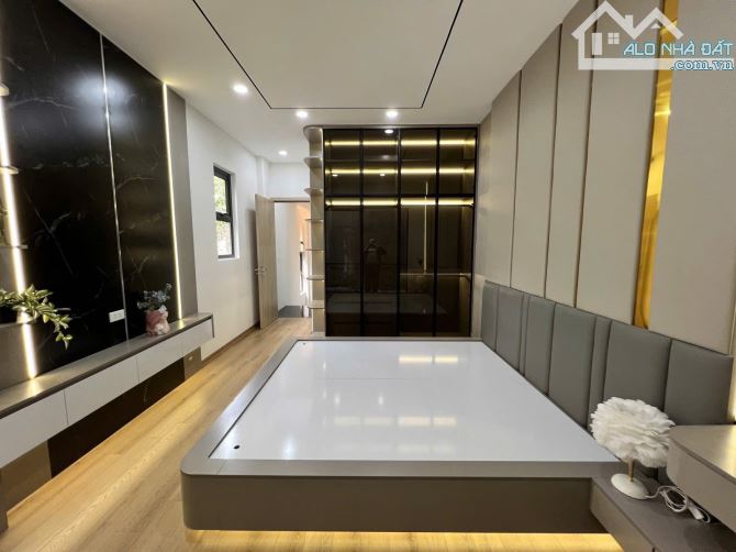 MỖ LAO - HÀ ĐÔNG - 45M - 5T - THANG MÁY - PL - ÔTÔ - KD - HƠN 11 TỶ. - 3