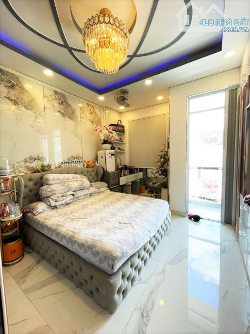 BÁN GẤP, Nhà Đẹp 4 Tầng 59m2,  5 Phòng ngủ,Dòng tiền,  Tùng Thiện Vương Quận 8 giá 7.5 tỷ. - 3