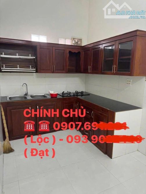 Cho thuê nhà 3 phòng ngủ Võ Văn Kiệt 6  triệu - 4