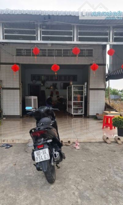 Con Dại Cái mang Cần bán nhanh Cănnhà ở Hoà Lợi An Hoà Trang Bàng 550tr Sổ Hồn Riêng 185m2 - 4