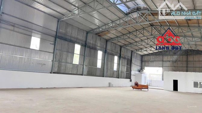 Cho thuê nhà xưởng 3000m2 chỉ 70triệu / tháng .Có sẵn nguồn điện 3F ,sân đỗ xe ... - 4