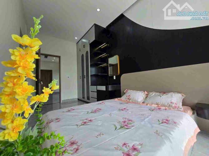 TI..N ĐƯỢC KHÔNG. NHÀ ĐẸP. KIỆT ĐẸP MÀ GIÁ QUÁ MỀM - 4