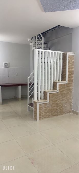 Nhà vị trí đẹp 2 tầng Trần Quang Diệu Q3 cạnh Lê Văn Sỹ, Trường Sa Nhỉnh 4 tỷ - 5