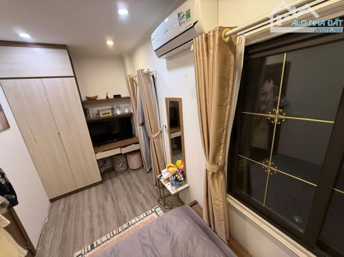 Nhà Đẹp Hiếm - Ở Ngay - Yên Ninh ( Quán Thánh) - Ba Đình - Dt : 23m2 * 5 tầng / 5mMT * 7,2 - 5