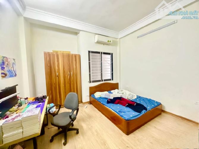 BÁN NHÀ 50m² - 5 Tầng - PHÂN LÔ MỘ LAO – VỈA HÈ – KINH DOANH – 2 THOÁNG - 5