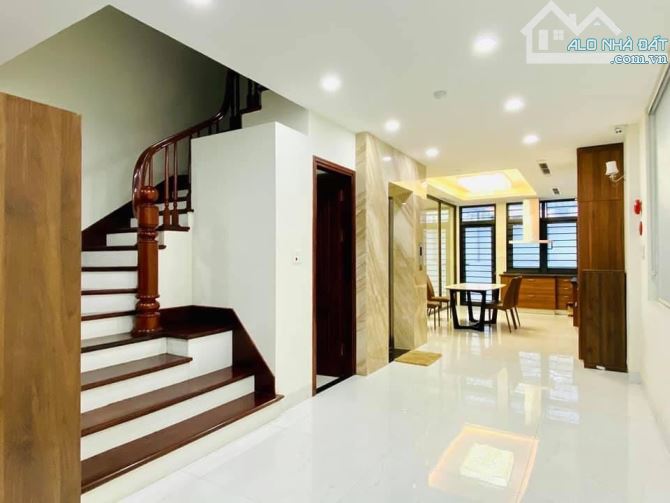Cho thuê nhà Ngoại giao đoàn, Xuân la 105m2x6T, thang máy làm vp, lớp học - 5