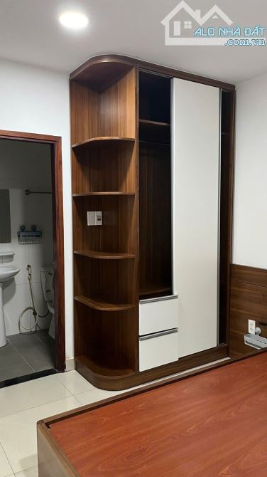 chung cư PN Techcons,Hoa sứ, Phú NHuận:95m2, 2p ngủ,2wc,NTCC,18tr/th - 6