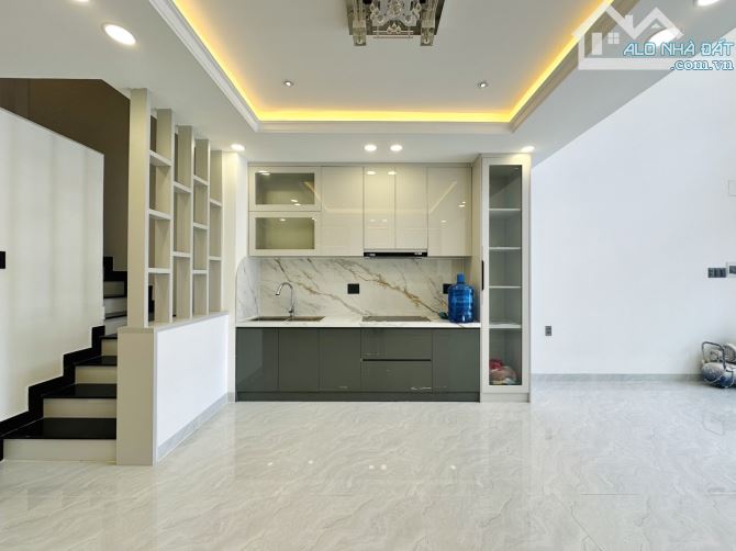 Siêu đẹp, Lê Quang Định, Bình Thạnh - Xây mới 100%, 6 tầng BTCT, 68M2 A4, Ô tô tránh. - 7