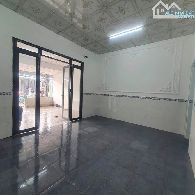 🏡 Bán nhà dọn vào ở luôn ngay dt 85m2 650trịu, bao phí sang tên - 9