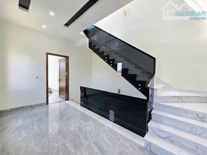 💥🏘️ 3 TẦNG- ĐƯỜNG 5M TÔN ĐẢN-ĐÀ NẴNG-GẦN CẦU VƯỢT NGÃ BA HUẾ- BẾN XE-NHỈNH 4T.Y - 9