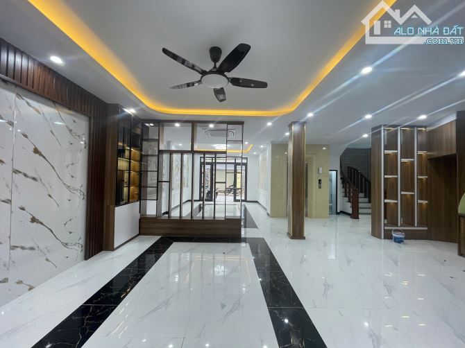 BÁN NHÀ YÊN KIỆN -120M-5 TẦNG-THANG MAY-GIÁ 13.5 TỶ