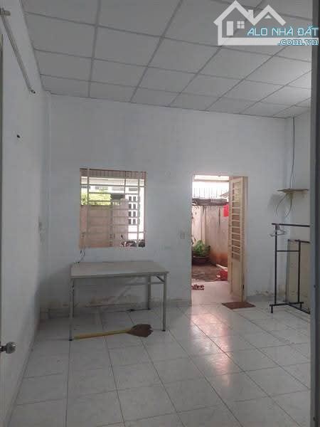 cần bán, vị trí siêu đẹp, dt 100M2, Tân Thới Hiệp 13 Quận 12, giá siêu rẻ, chỉ 3.698 tỷ.
