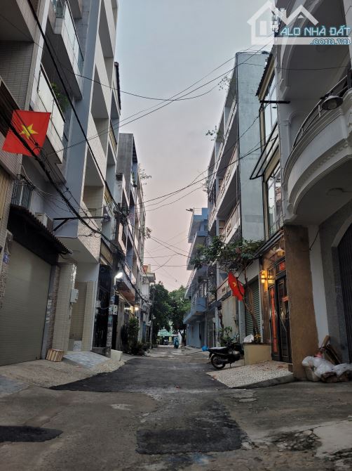 BÁN NHÀ HẺM XE hơi, LŨY BÁN BÍCH tân PHÚ,  4.5❌️15m, 4 TẦNG, CHÀO 6.9 tỷ tl TỐT